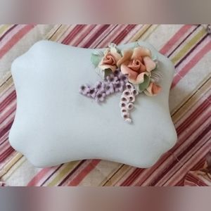 Beautiful Vintage Trinket Box